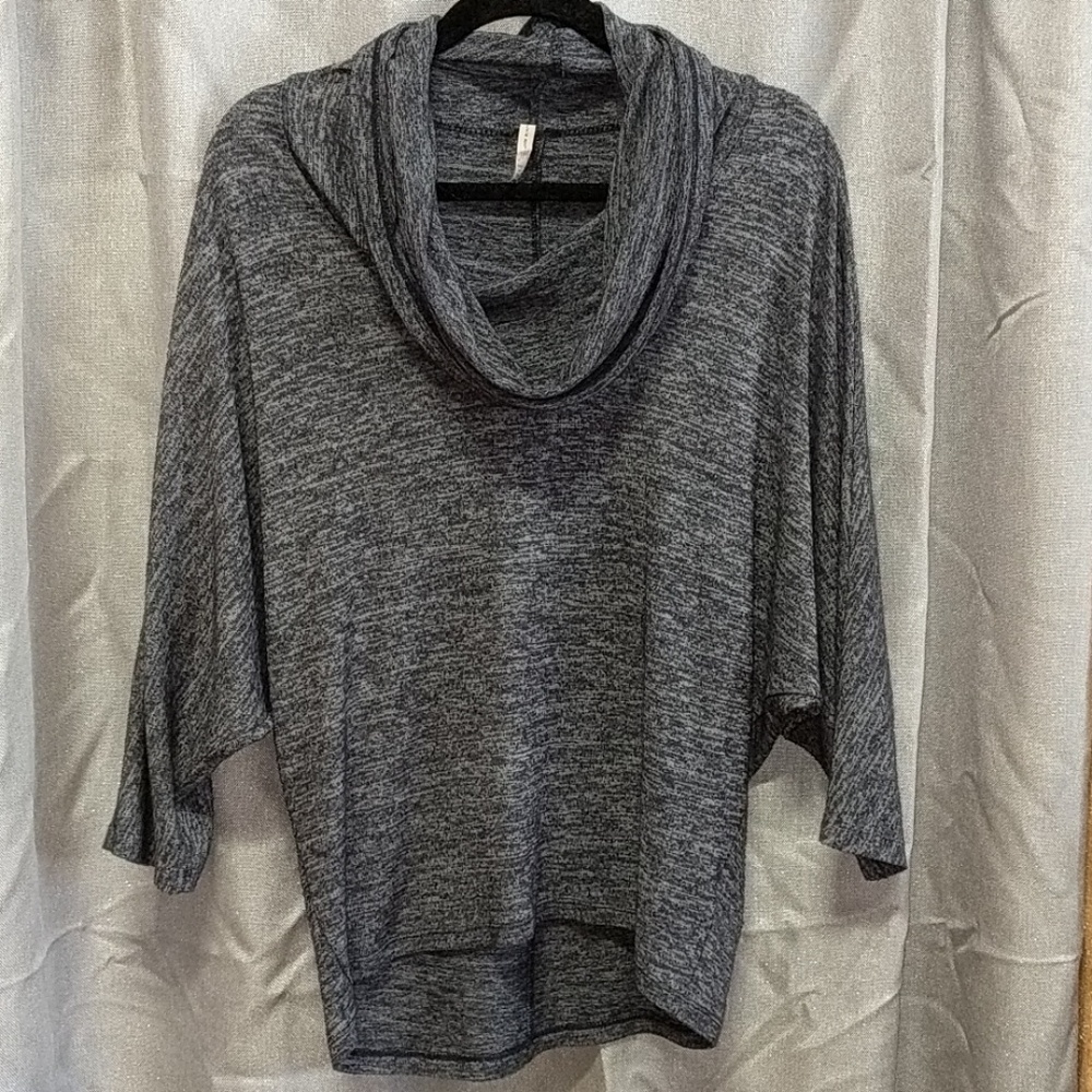 Beautiful soft kimono cowl neck sweater